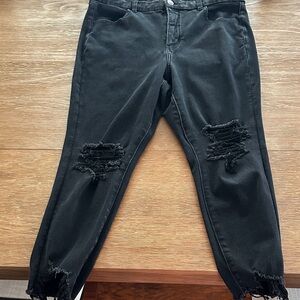 American Eagle Outfitters Black Distressed Cropped Jeans